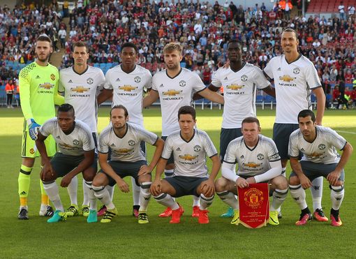 WTA排名乱了！美国选手退赛，排名反升2位，郑钦文传来2大坏消息.