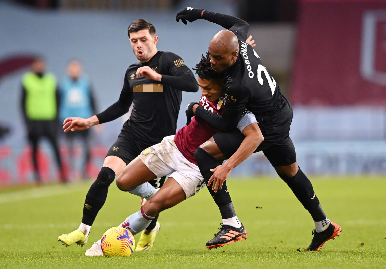 卻展現出了 卻展現出了